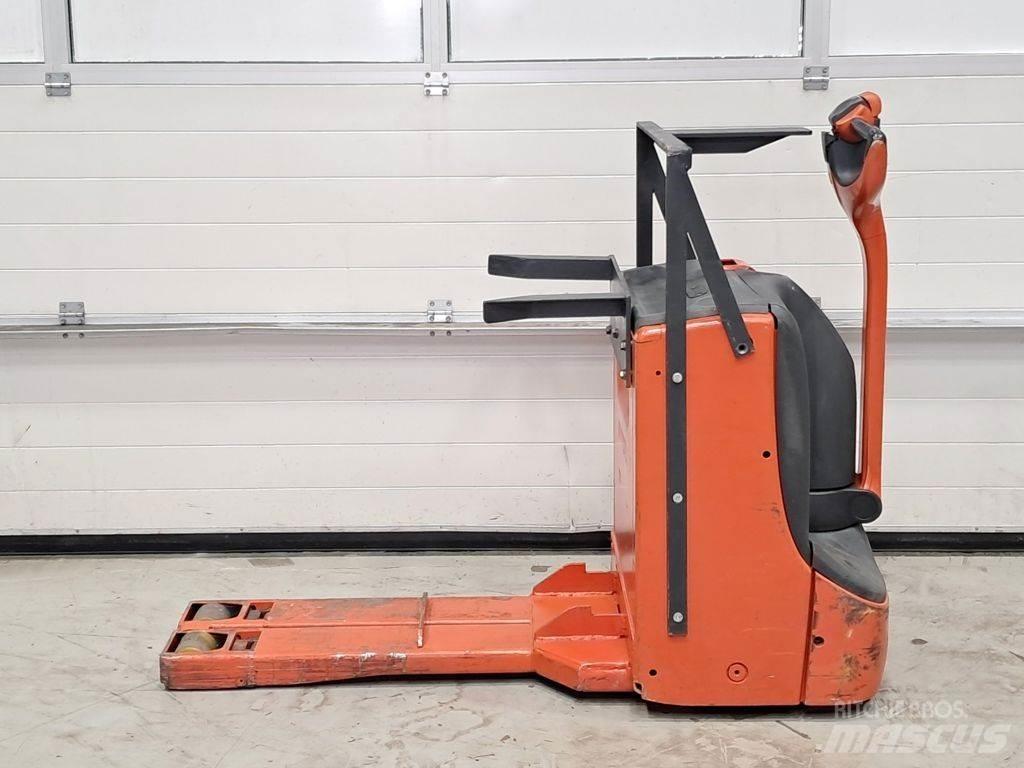 Linde T16 Lavtløftende truck