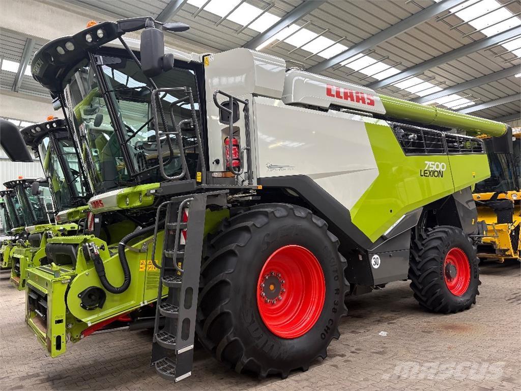 CLAAS LEXION 7500 Skurtreskere