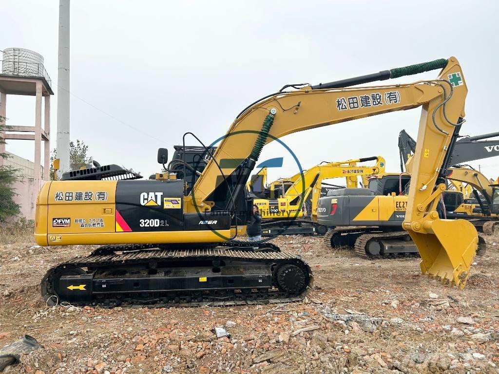 CAT 320 D2L Beltegraver
