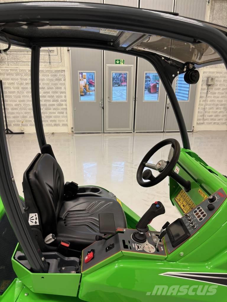 Avant 528 Kompaktlaster