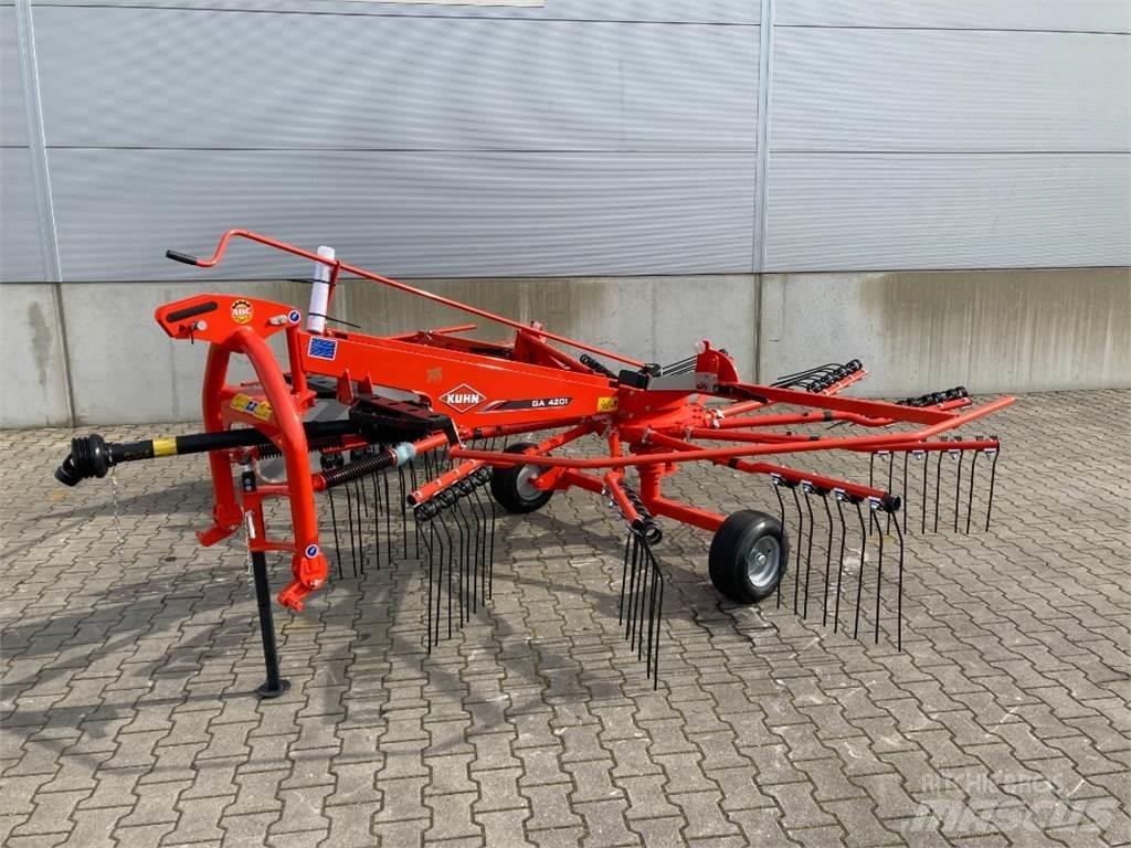 Kuhn GA 4201 Svanser