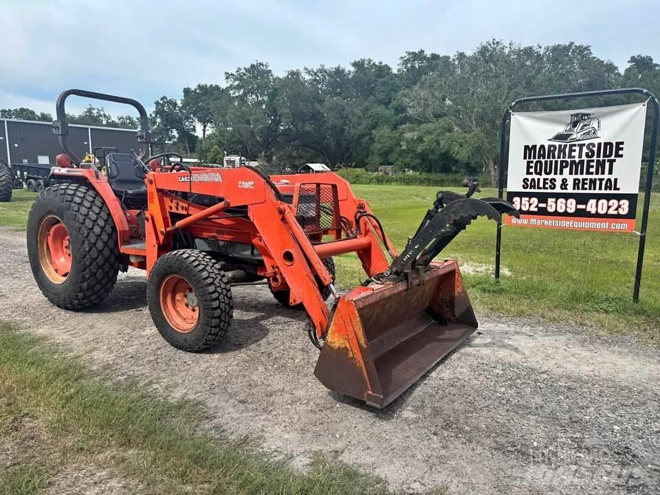 Kubota 3710 Traktorer