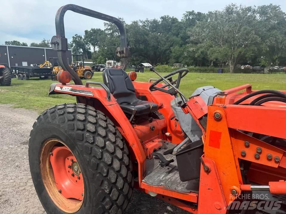 Kubota 3710 Traktorer