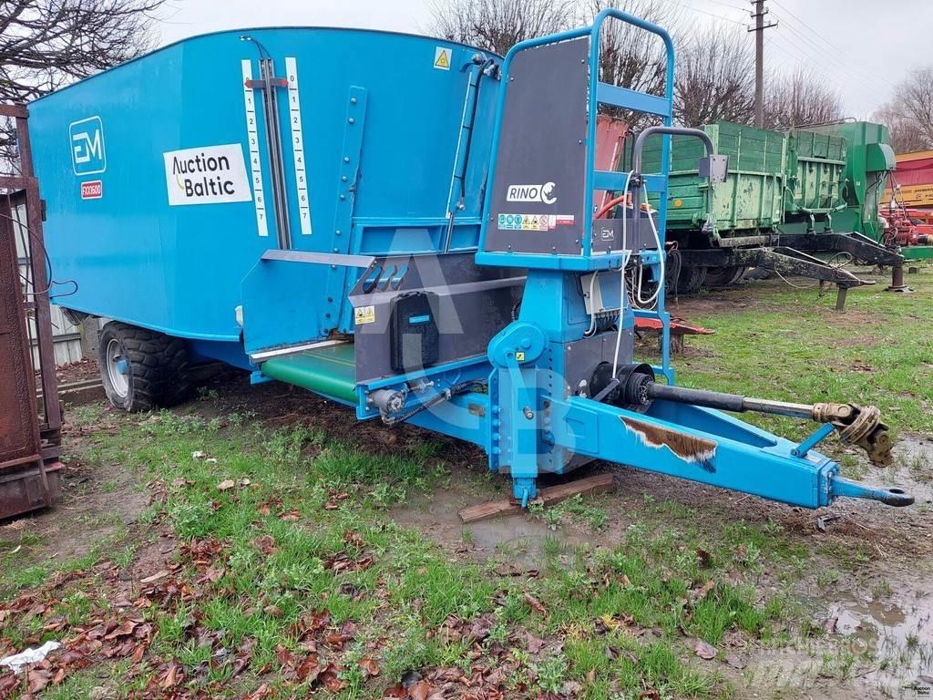  EUROMILK FXX 1600 Blande- og fôringsmaskiner