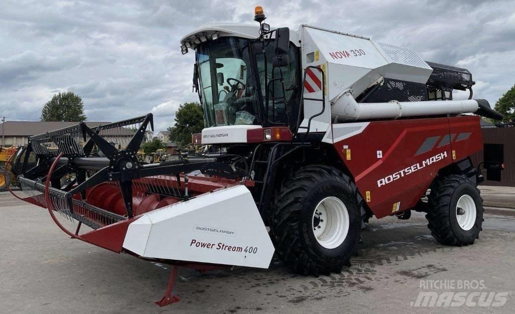 Rostselmash Nova 330 Skurtreskere