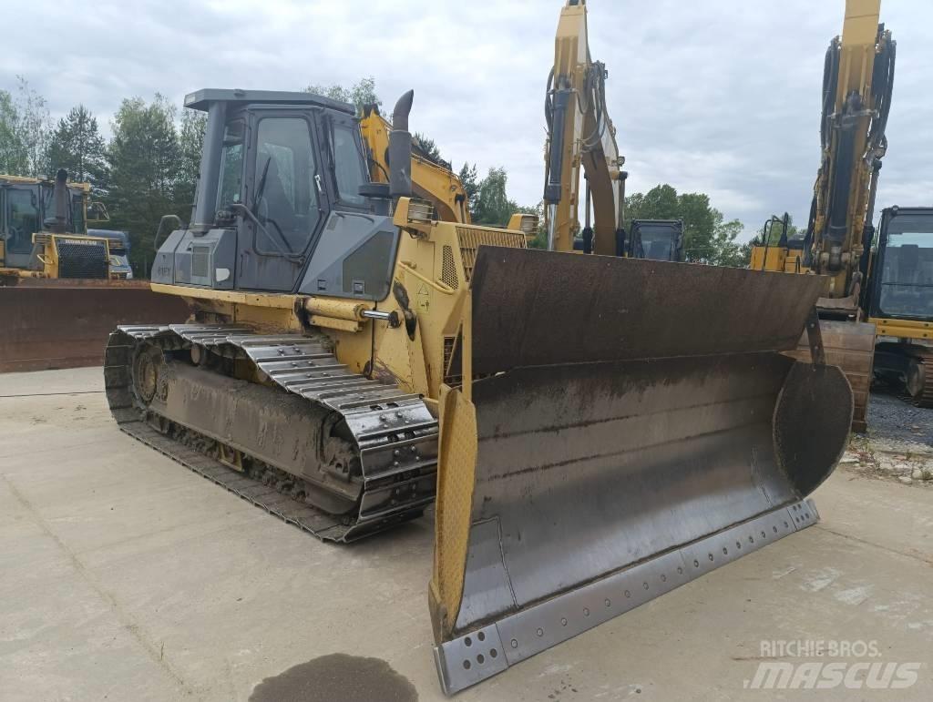 Komatsu D61EXL-12 Dozere Beltegående