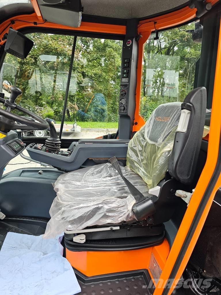 Holder C65 SC MPV/redskapsbærer