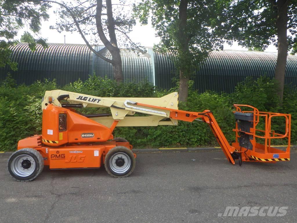 JLG M450AJ Leddede bomlifter