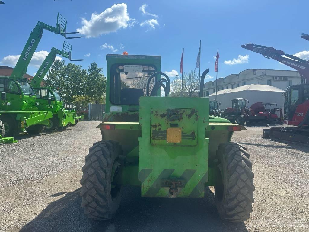 Merlo P 25.9 Teleskoplastere