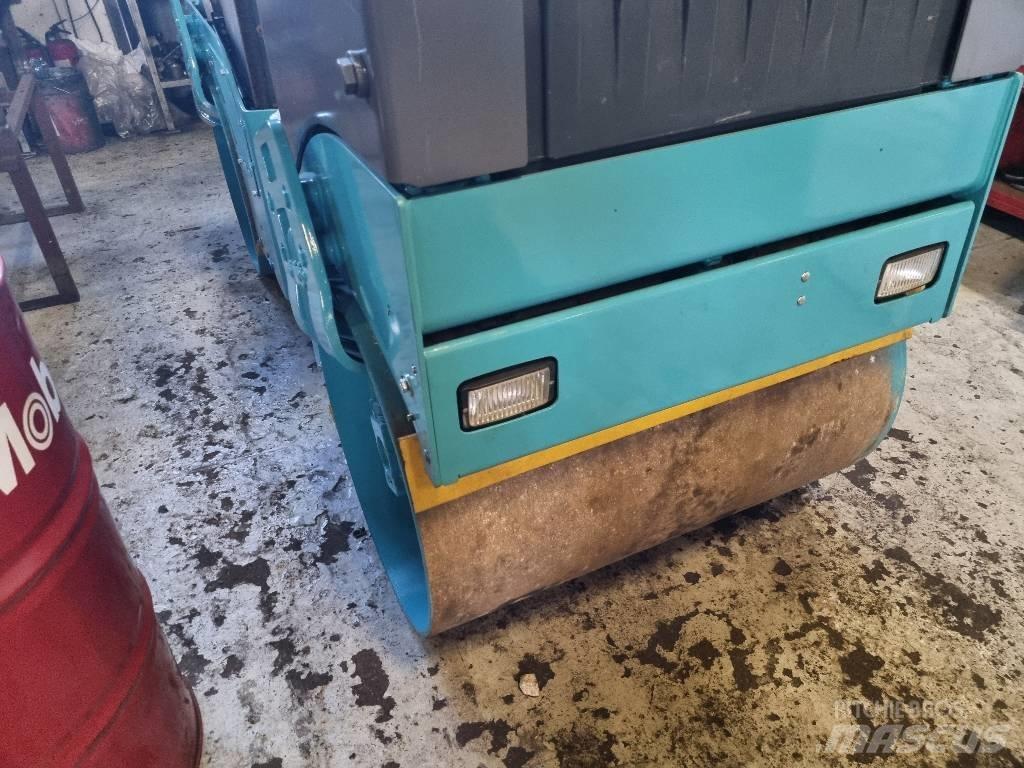 Bomag BW 100 AD-4 Tandem Valser