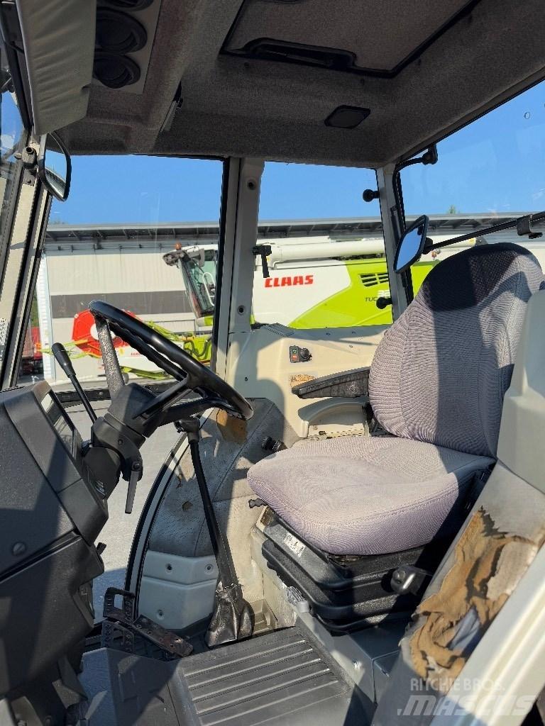 Massey Ferguson 390 Traktorer