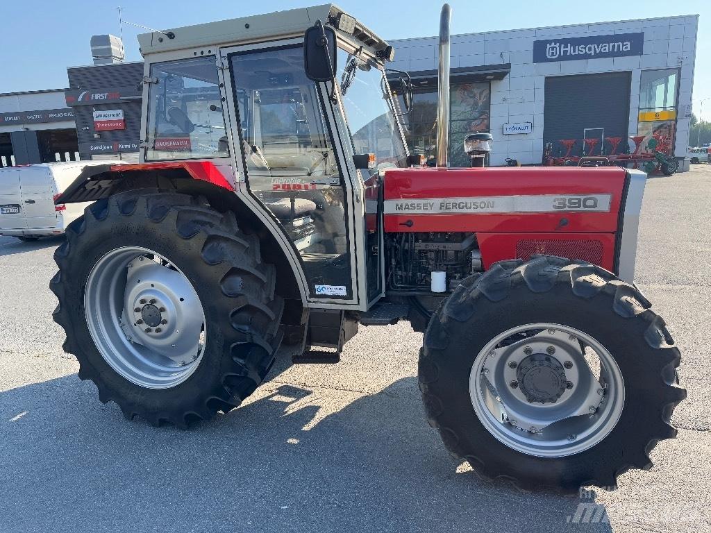 Massey Ferguson 390 Traktorer