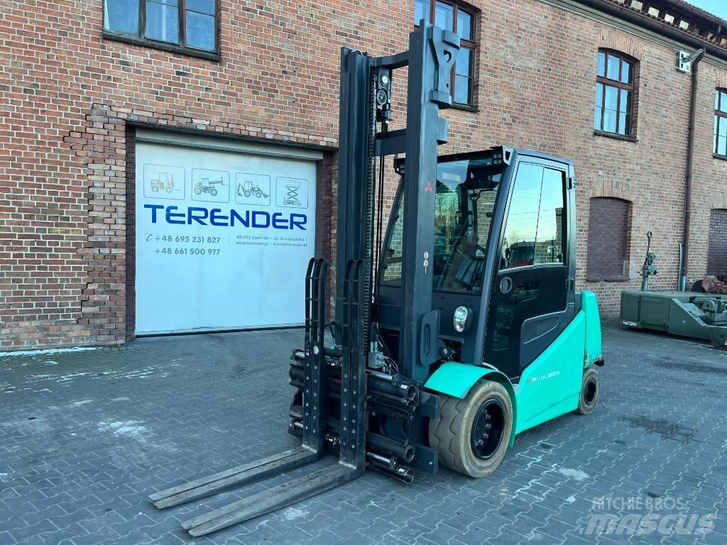 Mitsubishi FB45 Elektriske trucker