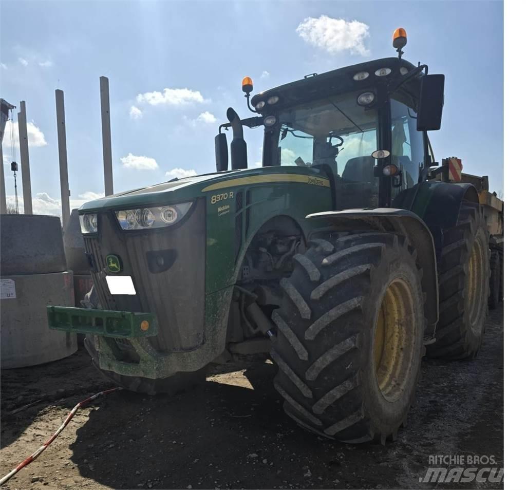 John Deere 8370R Traktorer