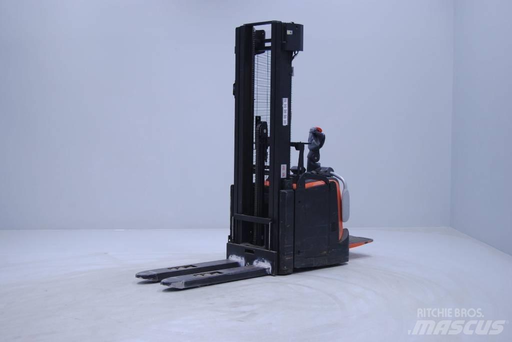 Toyota SPE140L Ledestablere