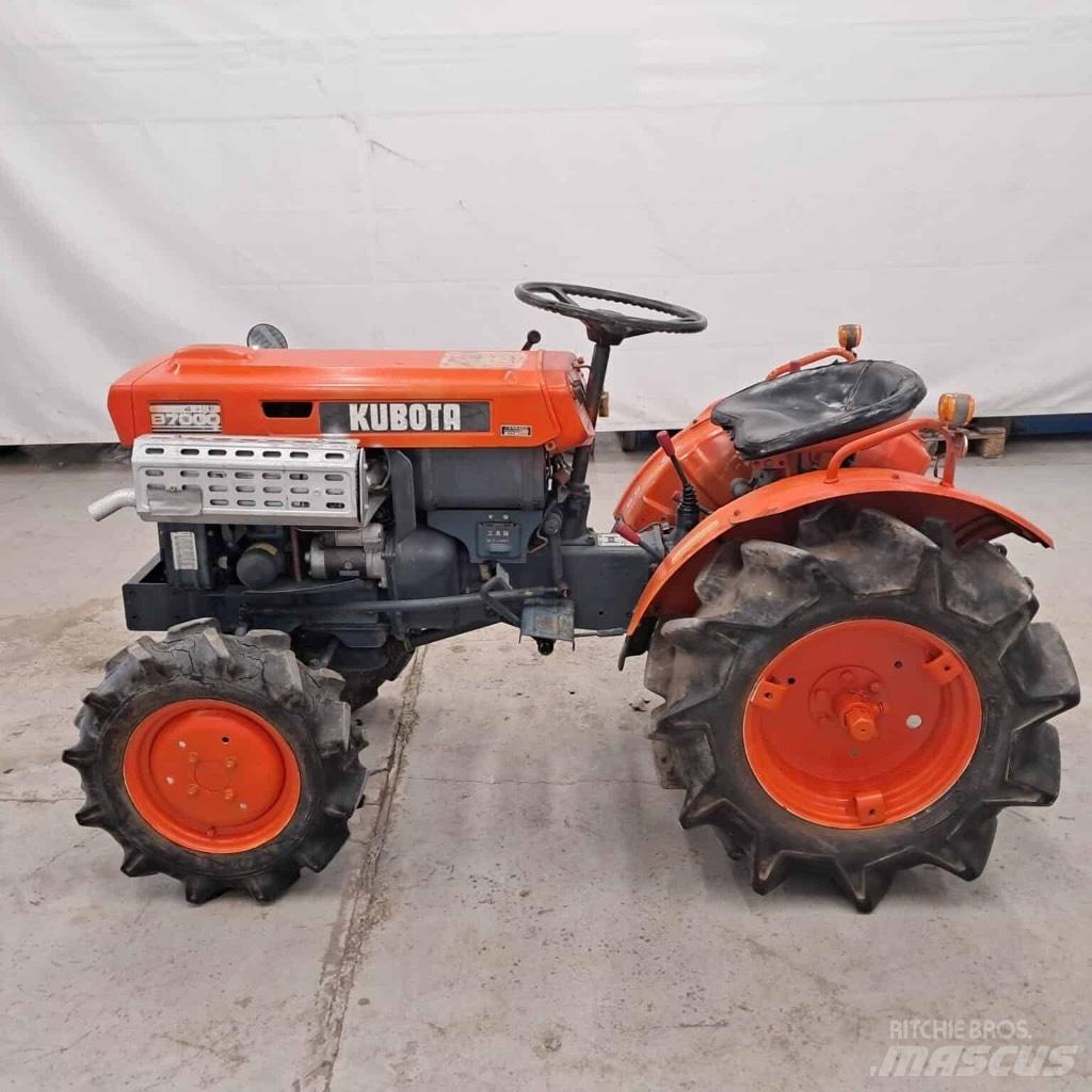 Kubota B 7000 Traktorer