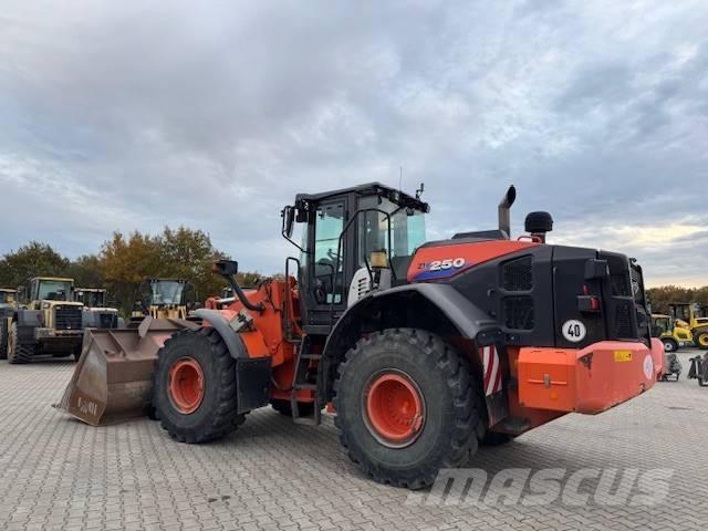 Hitachi ZW 250-6 Hjullastere