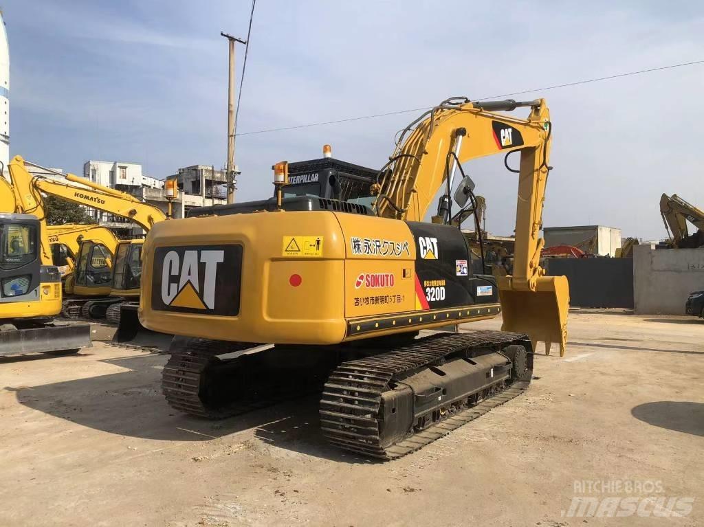 CAT 320 D Beltegraver