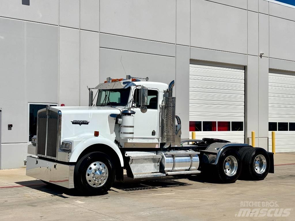 Kenworth W 900 Trekkvogner