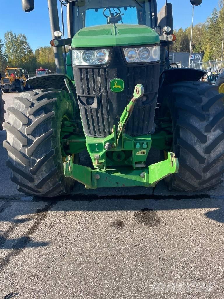 John Deere 7200 R Traktorer