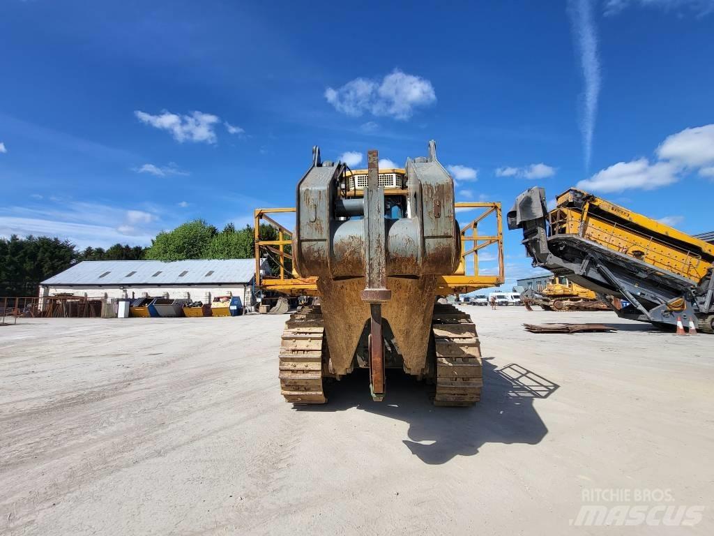 Liebherr 764 Dozere Beltegående