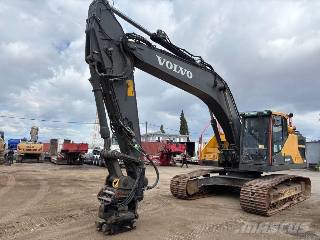 Volvo EC 250 EL Beltegraver