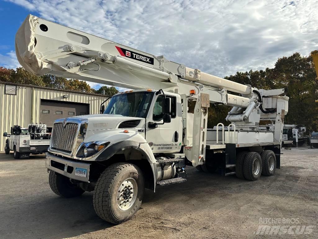 Terex TM 100 Bilmontert lift