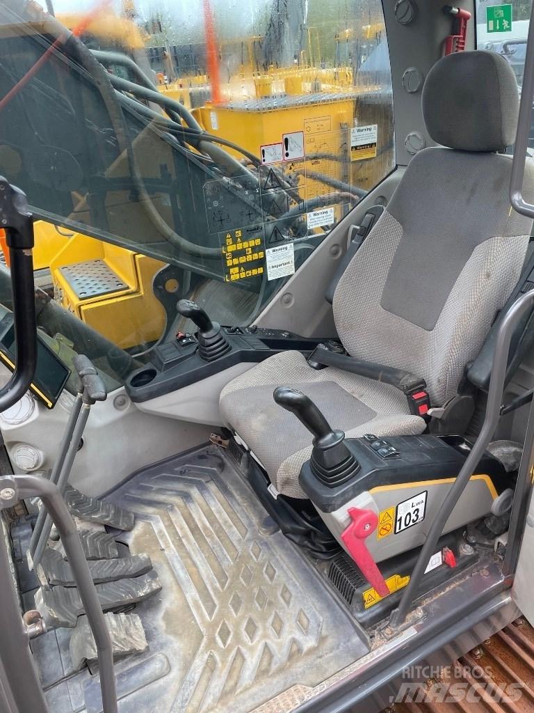 Volvo EC250EL Beltegraver