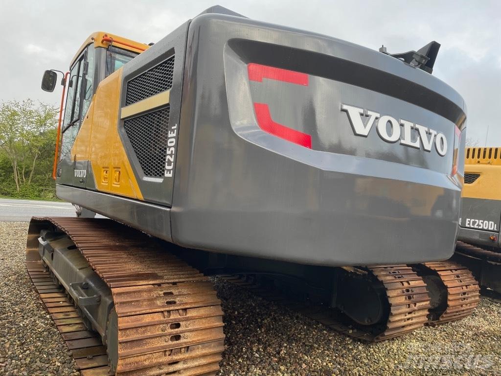 Volvo EC250EL Beltegraver