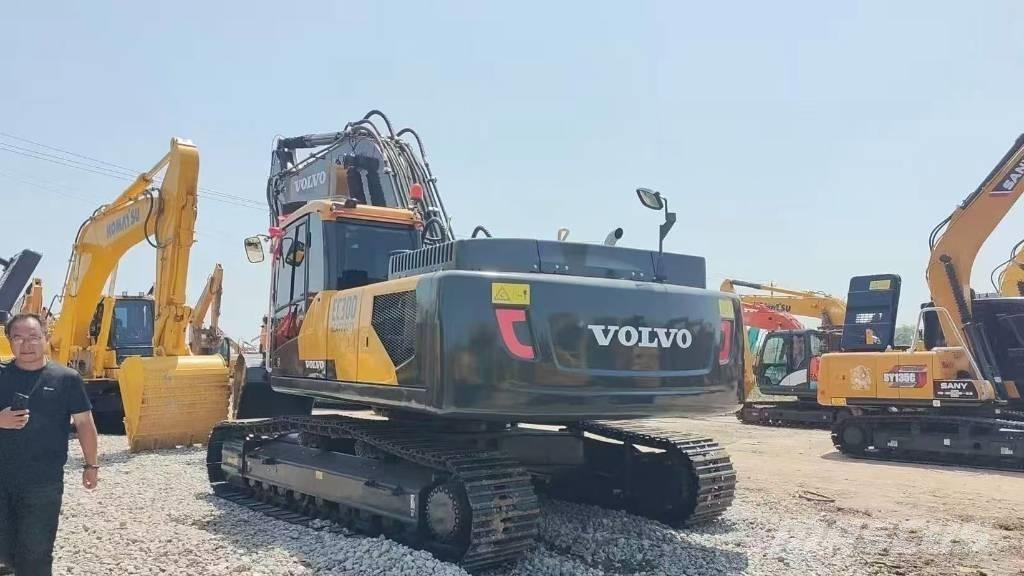 Volvo EC 300 D L Beltegraver