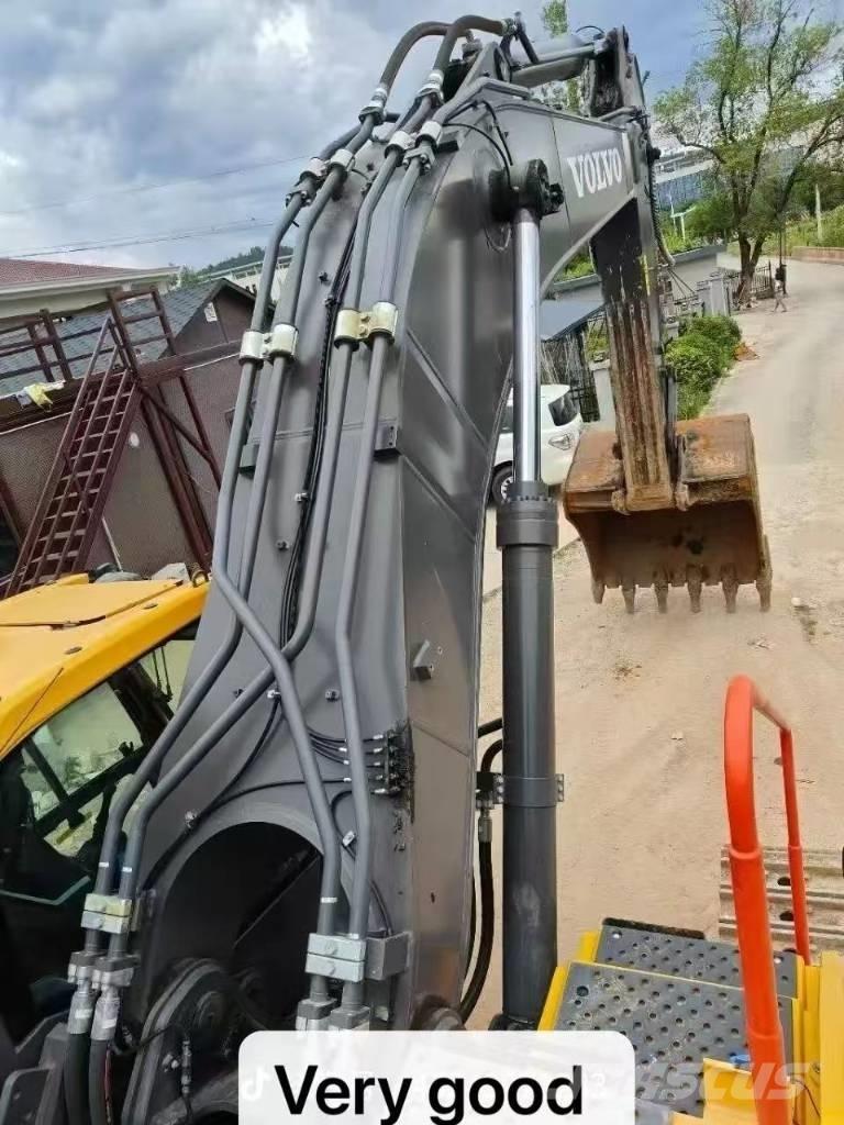 Volvo EC 300 D L Beltegraver