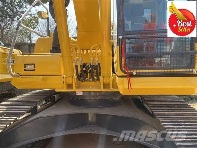 Komatsu PC 220-8 Beltegraver