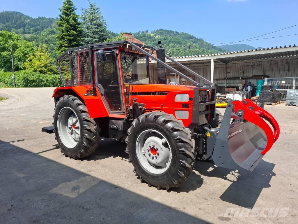 Same Laser Traktor med skogsutstyr