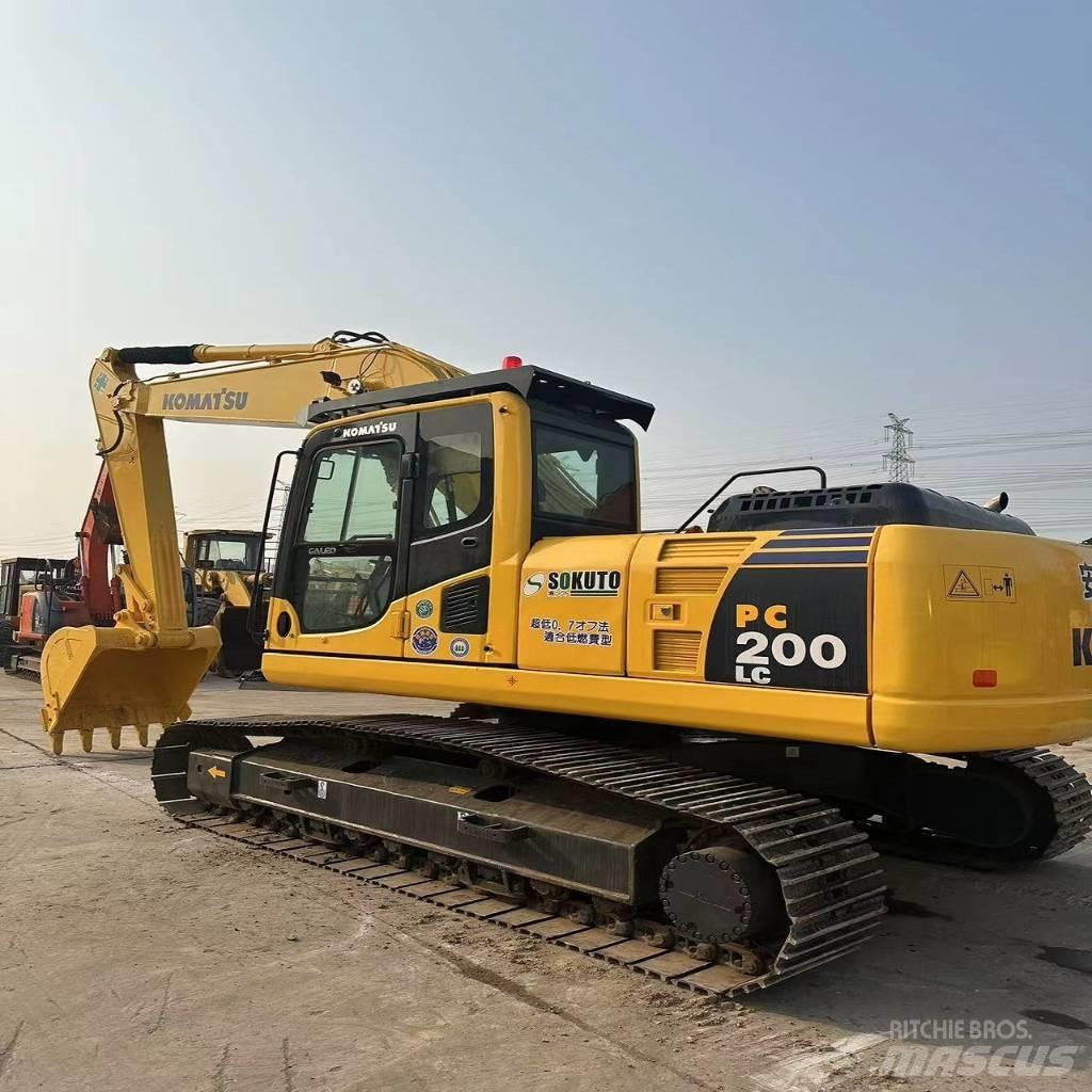 Komatsu PC 200LC Beltegraver