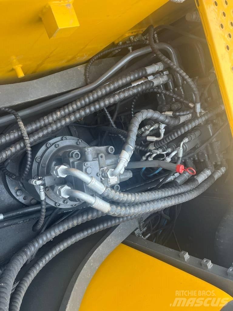 Volvo EC 210 LC Beltegraver