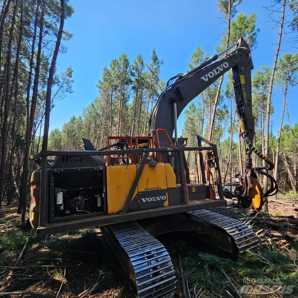Volvo EC 200 E Gravemaskiner