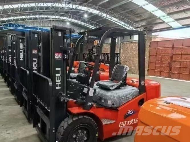 Heli CPCD 35 Diesel Trucker