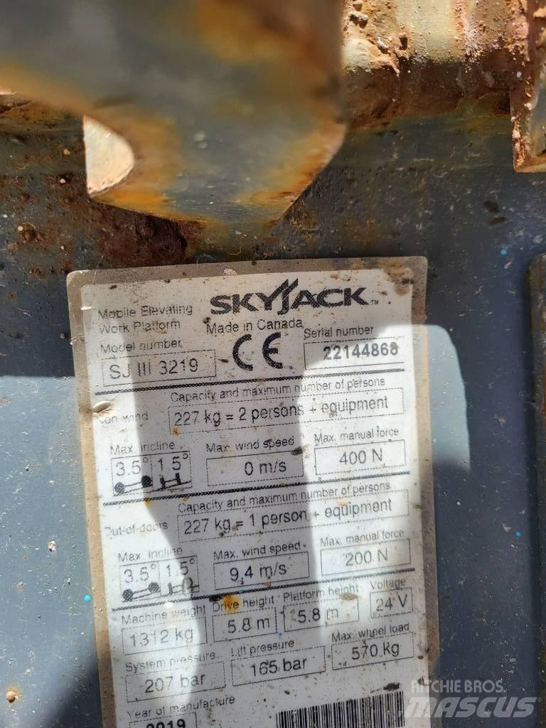 SkyJack 32/19 Sakselifter