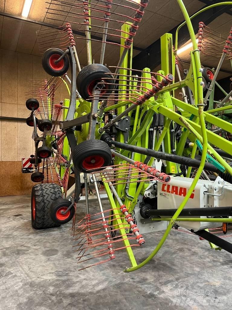 CLAAS Liner 4000 HHV Raker og høyvendere