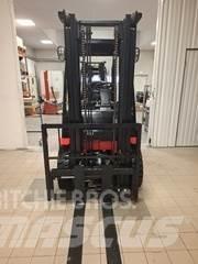 Manitou MI25D Terrenggående gaffeltruck