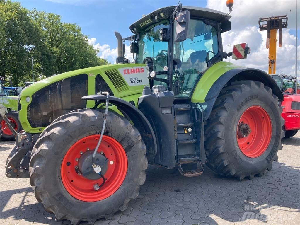 CLAAS Axion 920 Traktorer
