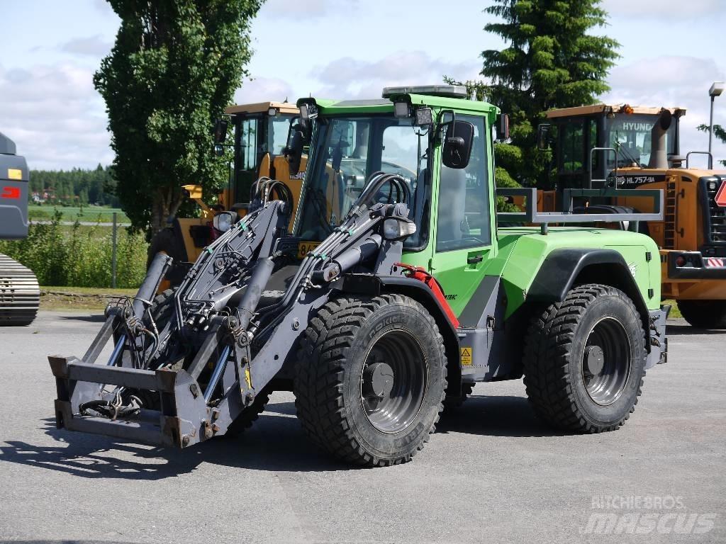 LM Trac 686 Hjullastere
