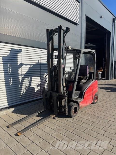 Linde H18D Triplex Diesel Trucker