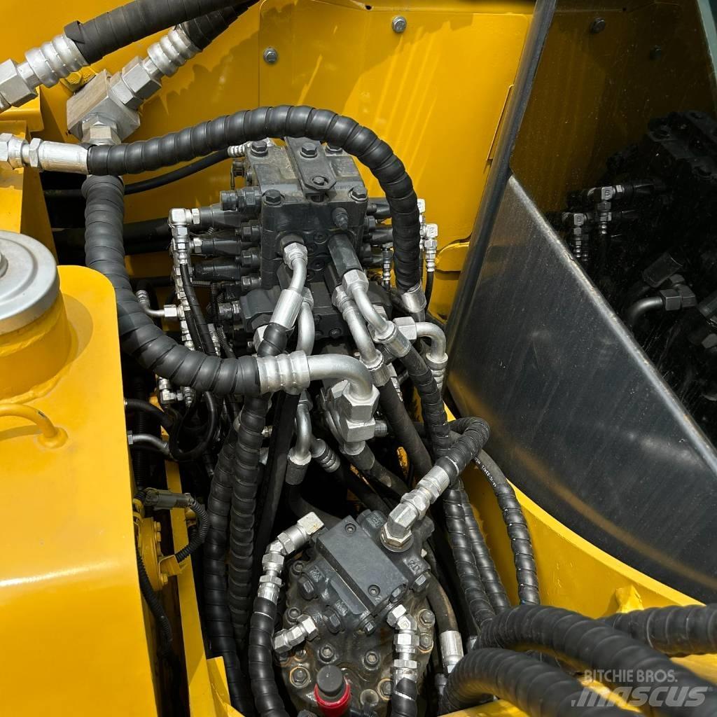 Komatsu 70-8 Beltegraver