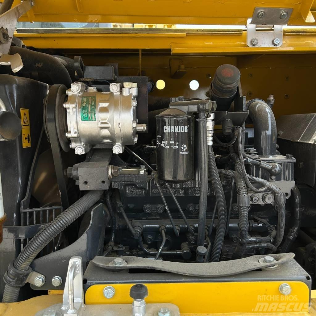 Komatsu 70-8 Beltegraver