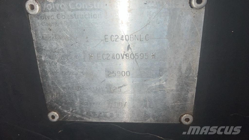 Volvo EC 240 B N LC Førerhus og Interiør