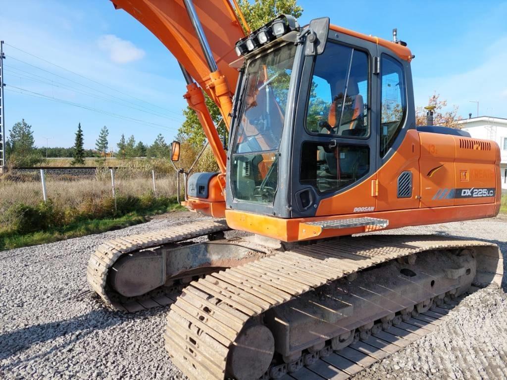 Doosan DX 225 LC Beltegraver
