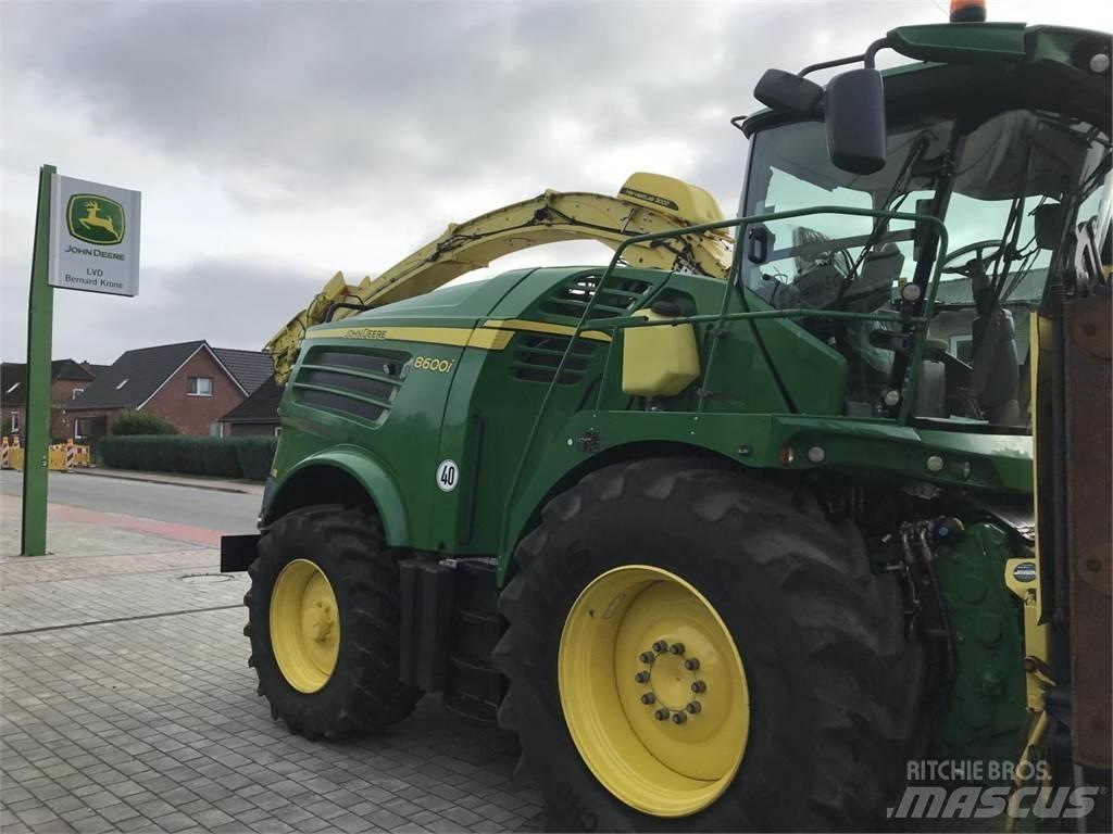 John Deere 8600 Selvdrevne fôrhøstere
