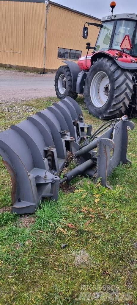 Holms Okänd 3,2 Snøploger- og skjær