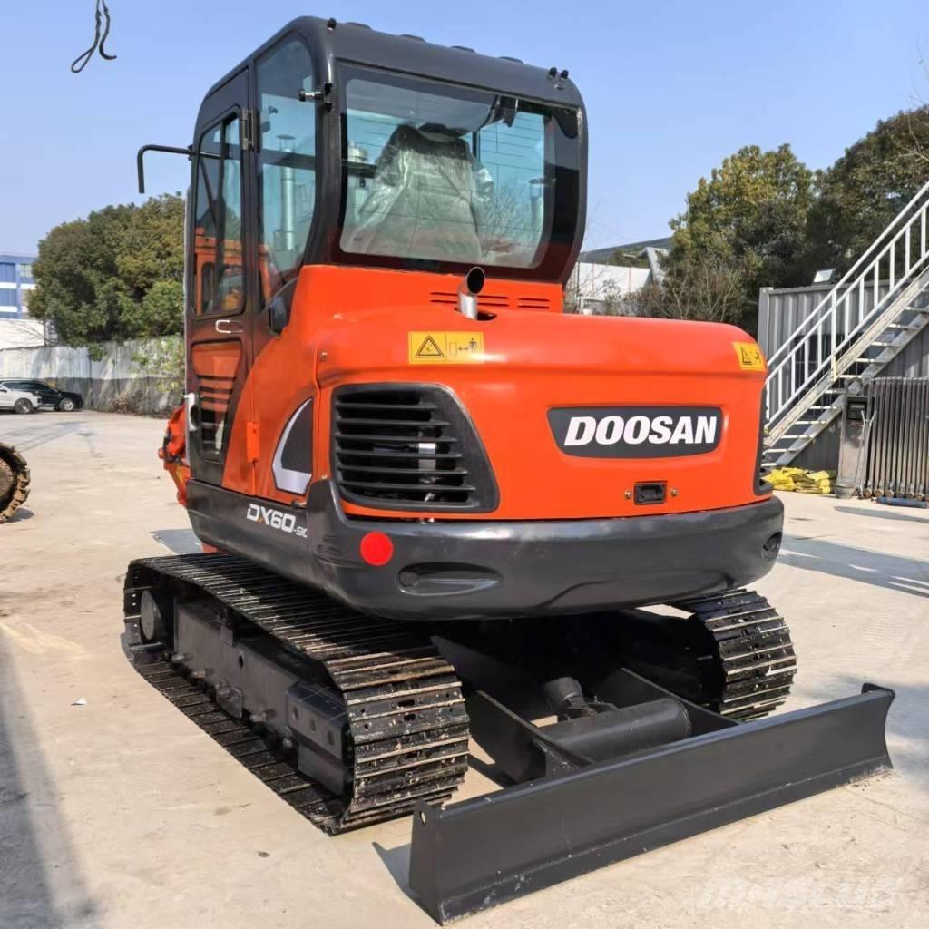 Doosan DX 60-9 C Beltegraver